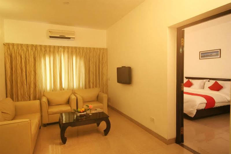 Calangute Grande Hotel Exterior photo
